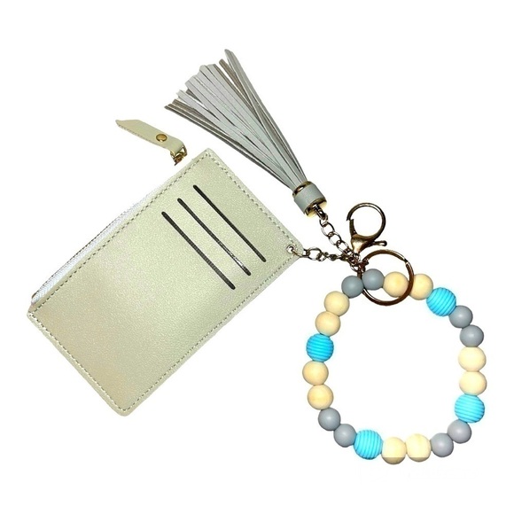 🦋Beaded Keychain Wristlet - Picture 1 of 2